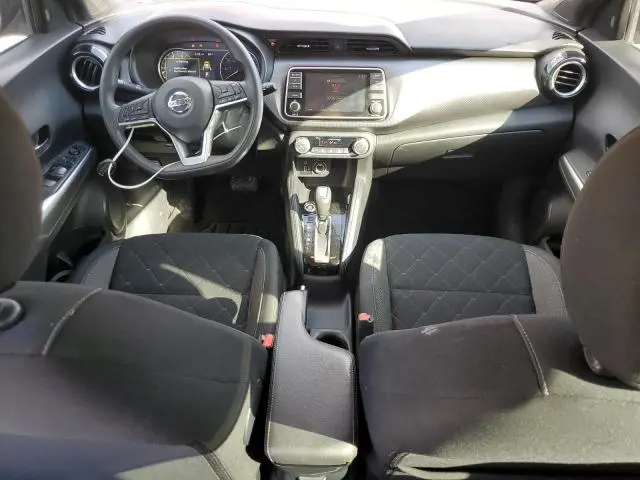 2020 NISSAN KICKS SV  