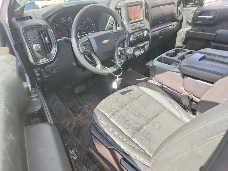 2024 CHEVROLET SILVERADO C2500 HEAVY DUTY  
