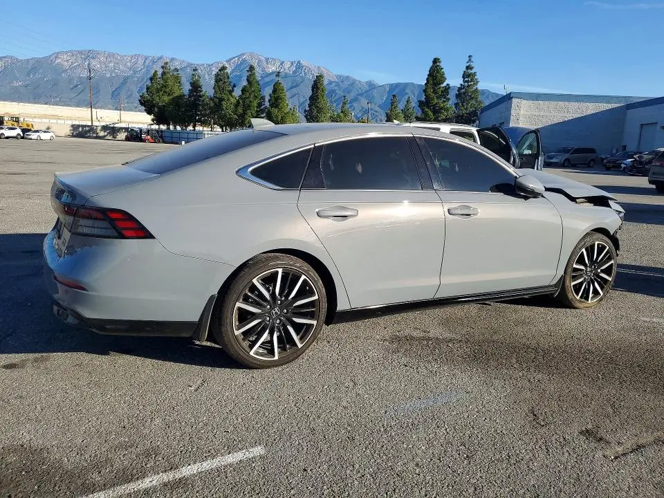2023 HONDA ACCORD TOURING HYBRID  