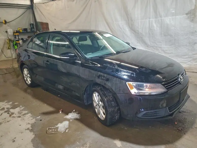 2014 VOLKSWAGEN JETTA SE  