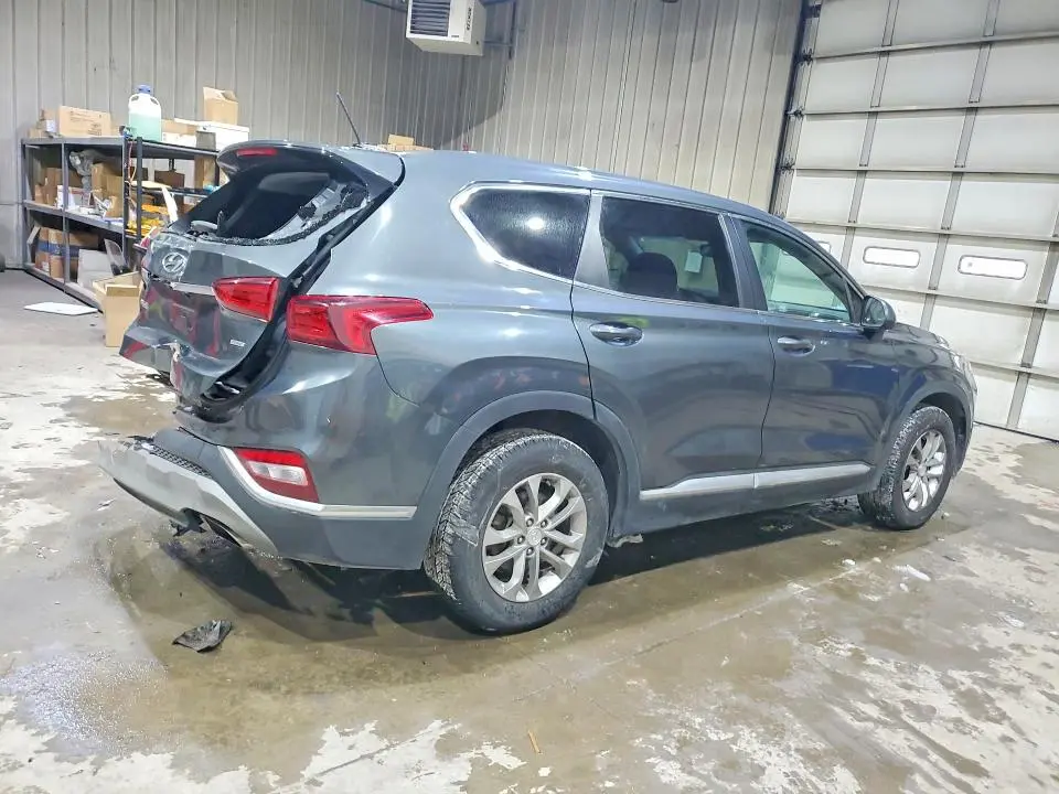 2020 HYUNDAI SANTA FE SE  