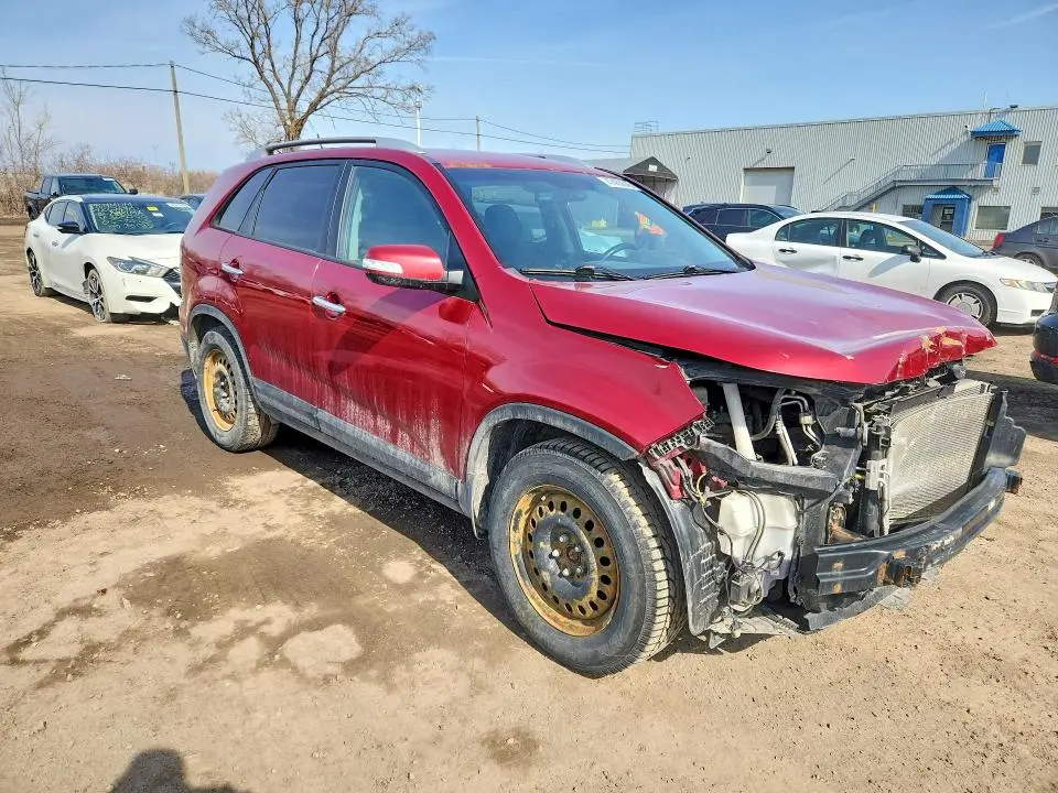 2014 KIA SORENTO LX  