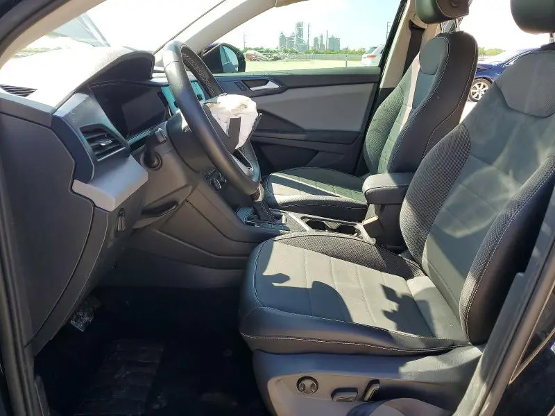 2022 VOLKSWAGEN TAOS SE  
