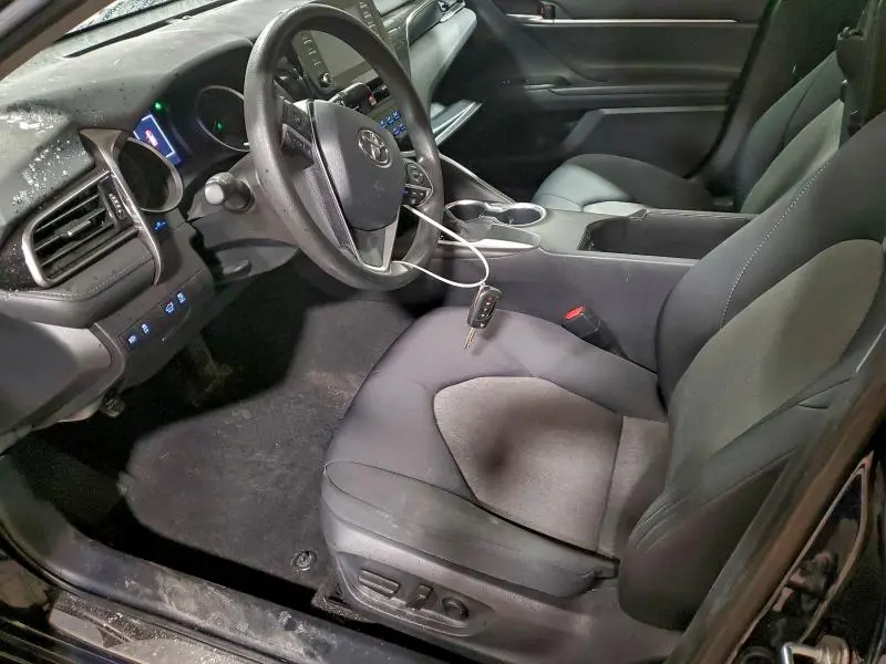 2021 TOYOTA CAMRY LE  