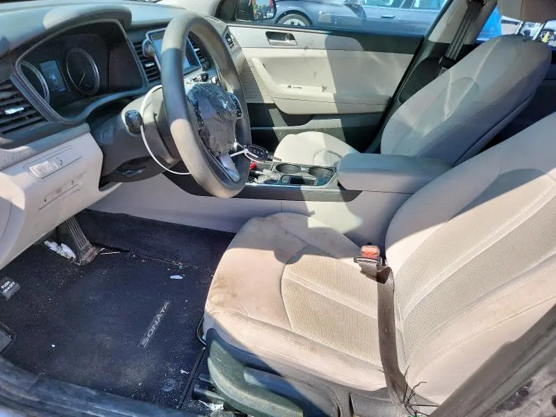 2018 HYUNDAI SONATA SE  