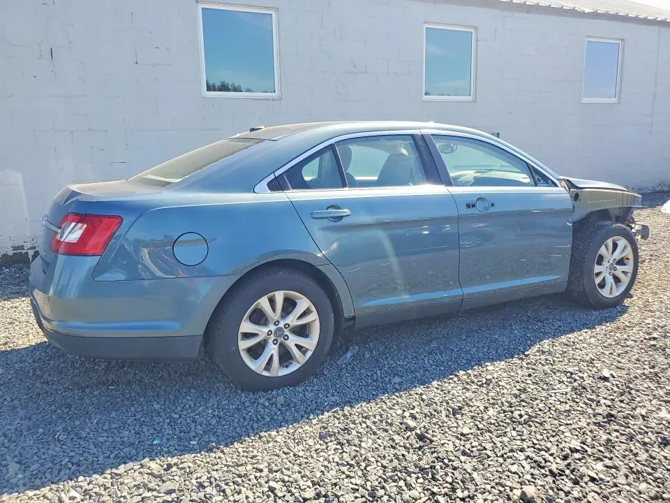 2010 FORD TAURUS SEL  