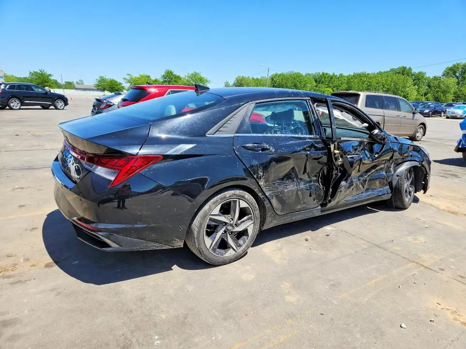 2021 HYUNDAI ELANTRA   
