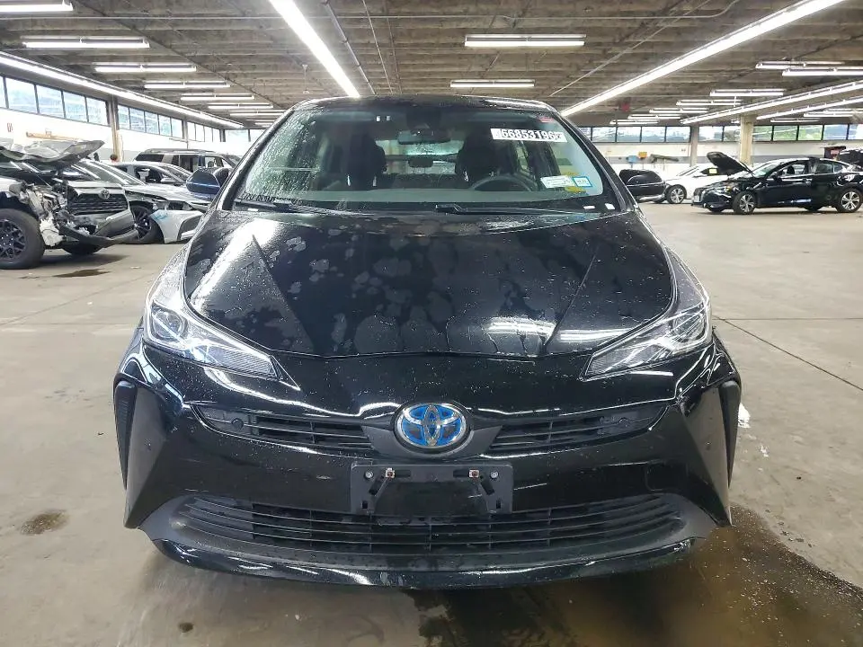 2022 TOYOTA PRIUS LE  