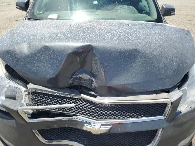 2011 CHEVROLET TRAVERSE LT  