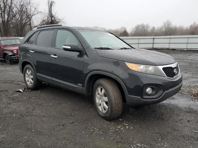 2011 KIA SORENTO BASE  