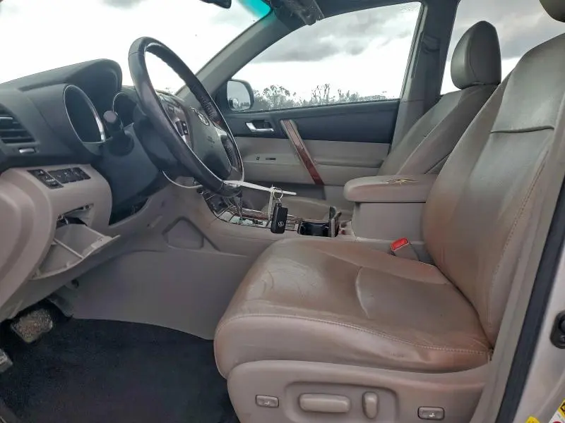 2012 TOYOTA HIGHLANDER LIMITED  