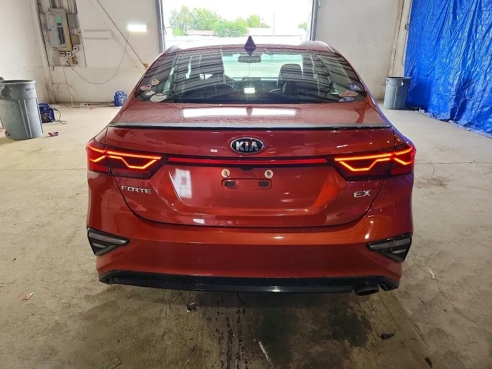 2019 KIA FORTE EX  