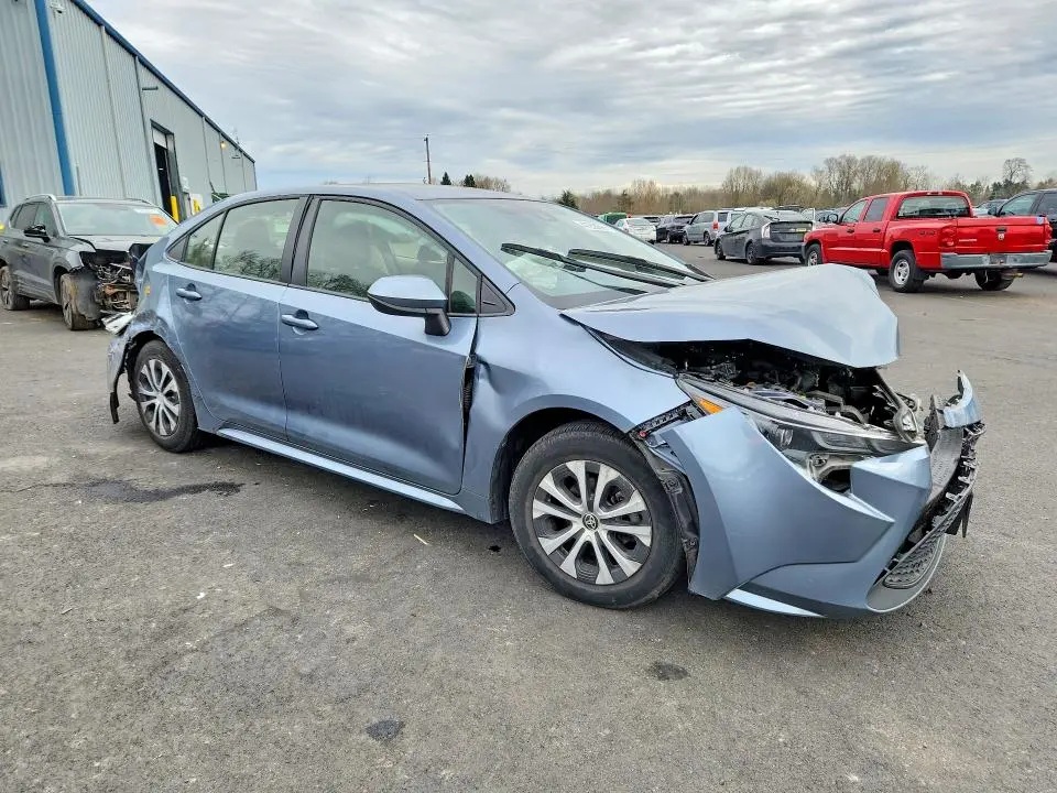 2022 TOYOTA COROLLA   