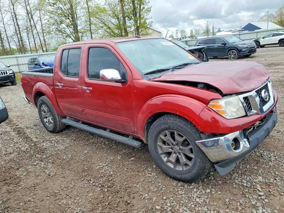 2019 NISSAN FRONTIER SL  