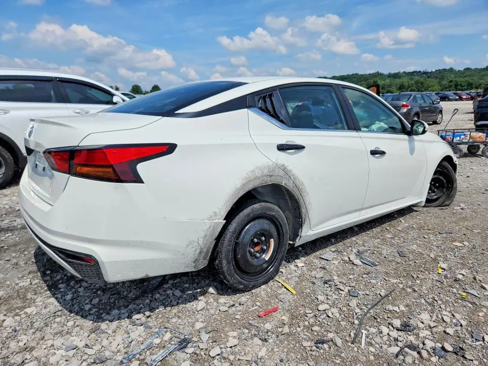 2022 NISSAN ALTIMA S  