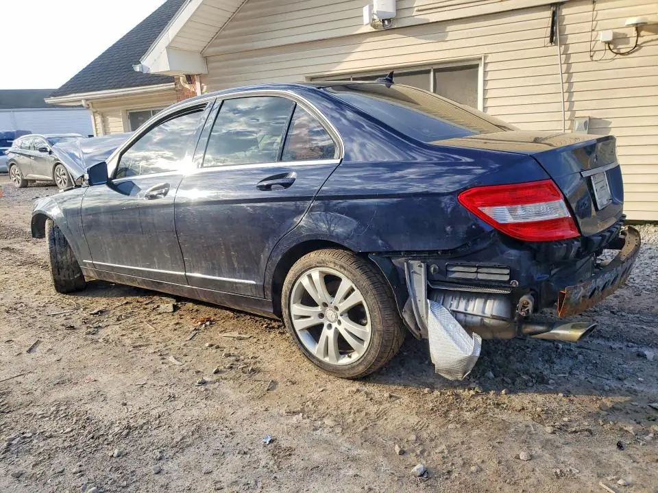 2011 MERCEDES-BENZ C 300  