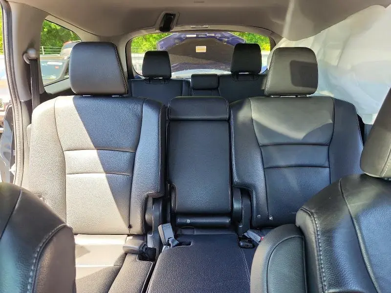 2022 HONDA PILOT SE  