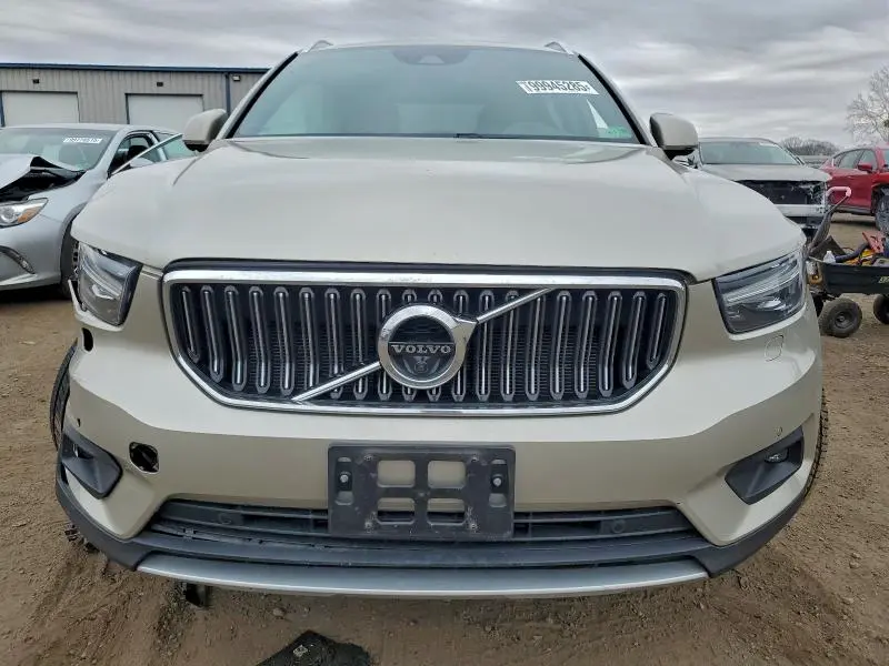 2019 VOLVO XC40 T5 INSCRIPTION  