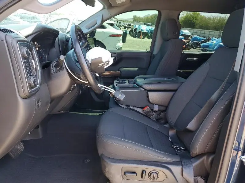 2021 CHEVROLET SILVERADO K1500 RST  
