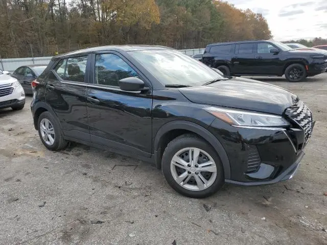 2024 NISSAN KICKS S  