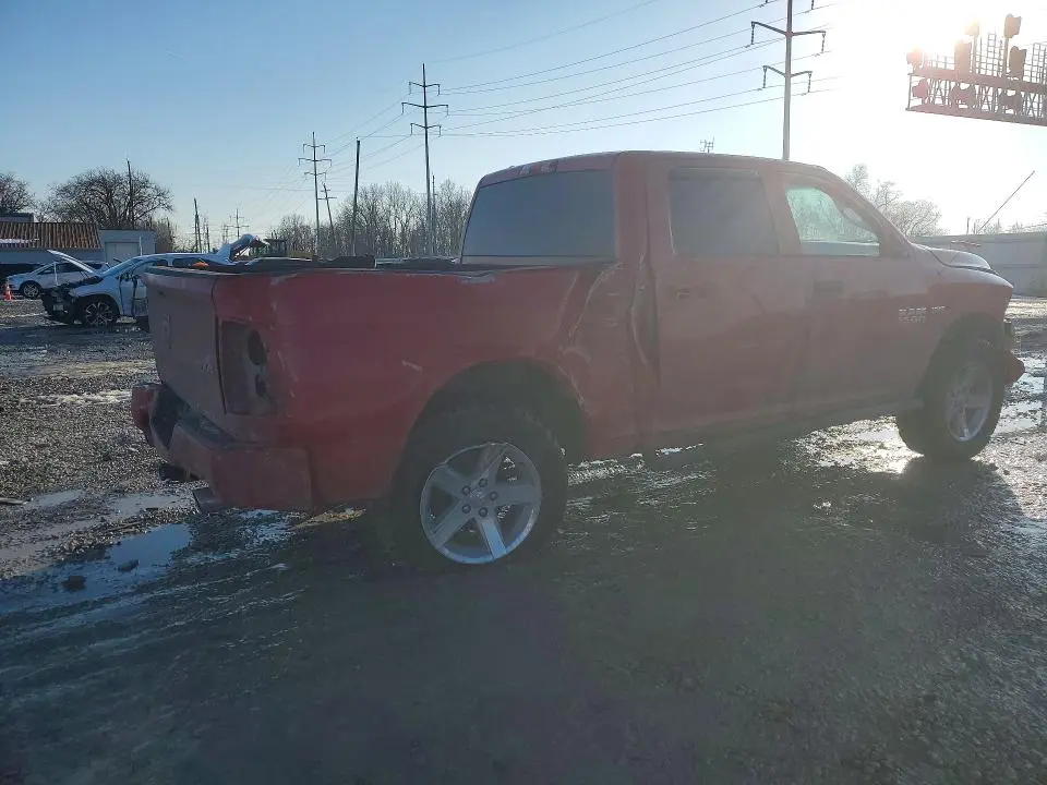 2015 RAM 1500 ST  