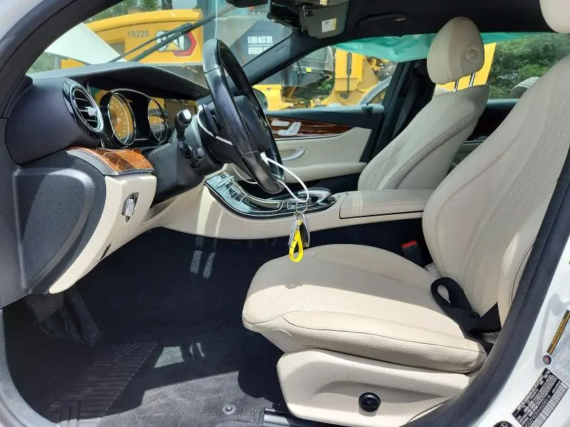 2017 MERCEDES-BENZ E 300 4MATIC  