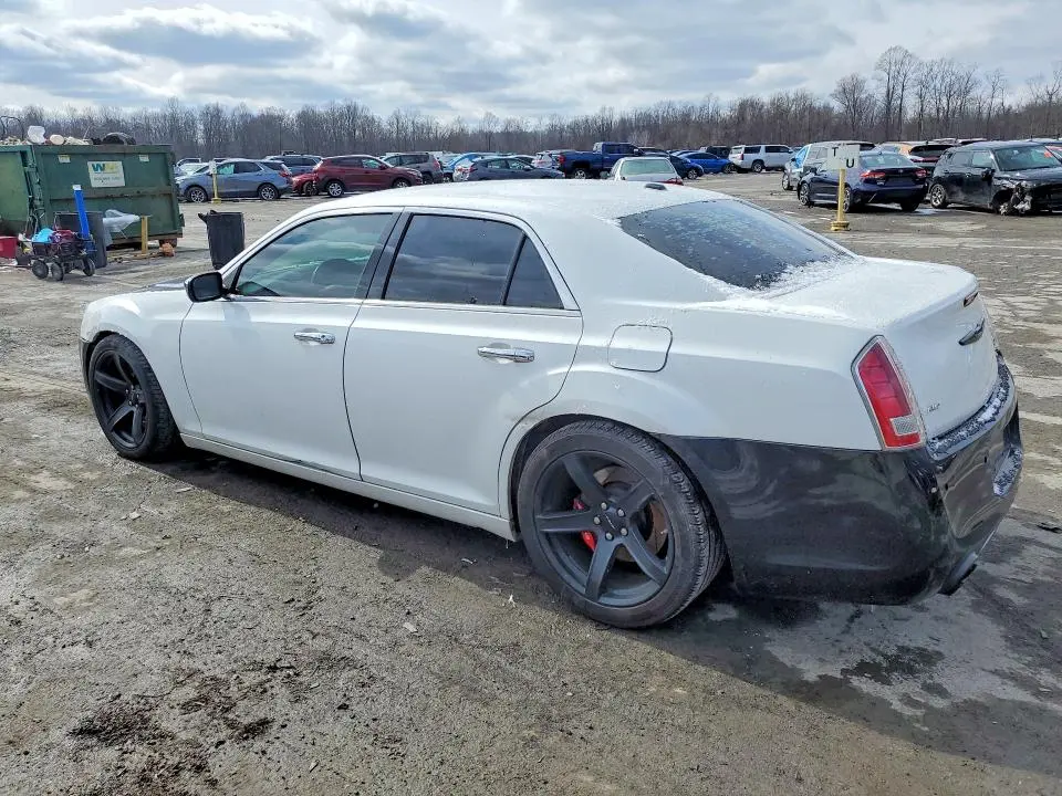2013 CHRYSLER 300C   