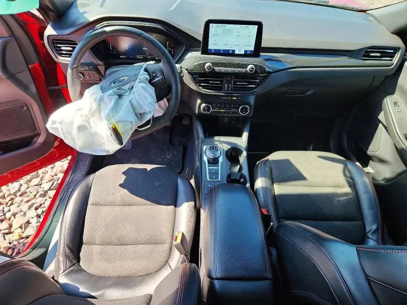 2025 FORD ESCAPE ST LINE SELECT  
