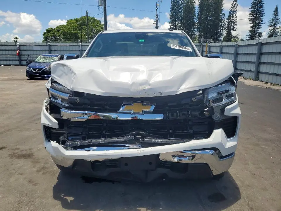 2023 CHEVROLET SILVERADO C1500 LT  