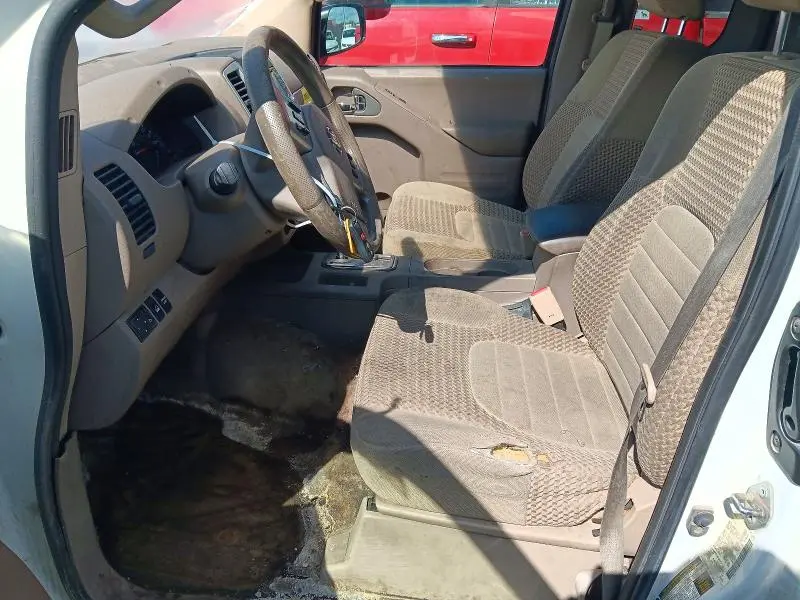 2016 NISSAN FRONTIER SV V6  