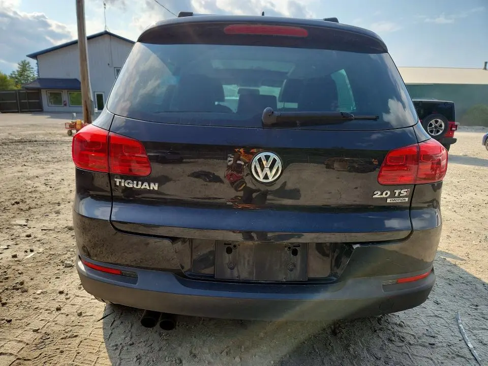 2014 VOLKSWAGEN TIGUAN S  