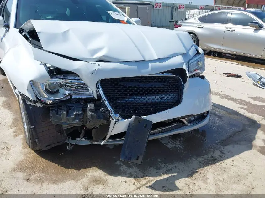 2021 CHRYSLER 300 TOURING