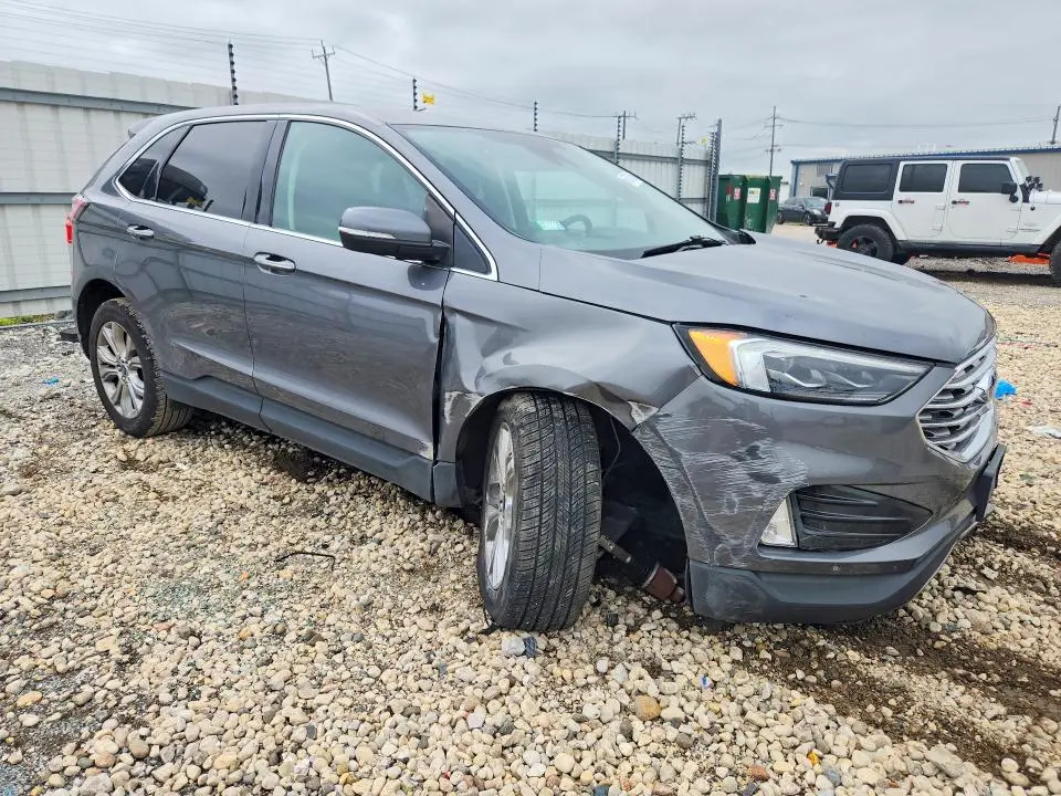 2022 FORD EDGE TITANIUM  