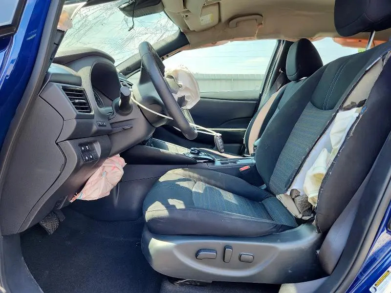 2025 NISSAN LEAF SV PLUS  
