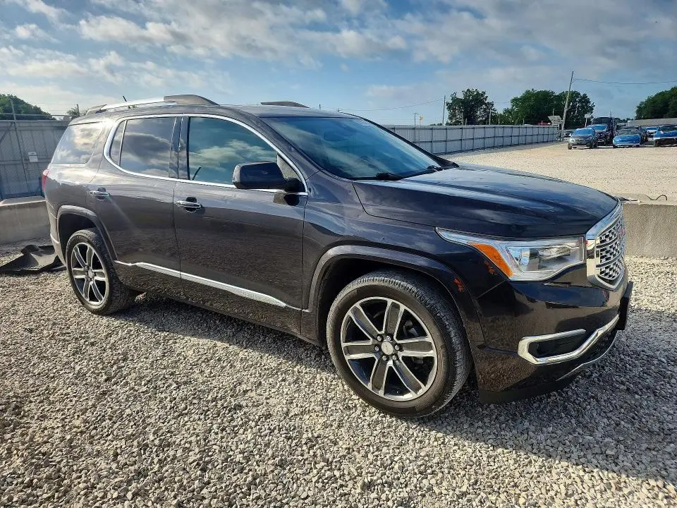 2017 GMC ACADIA   
