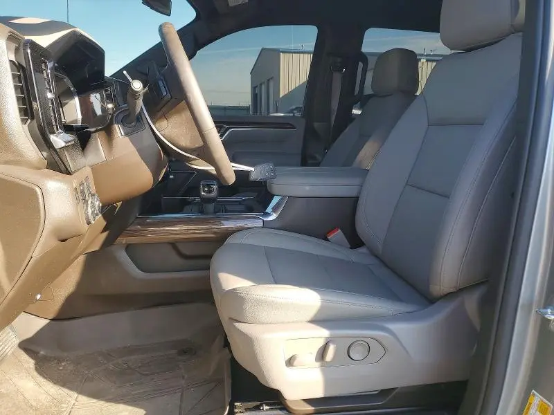 2025 CHEVROLET SILVERADO K1500 RST  