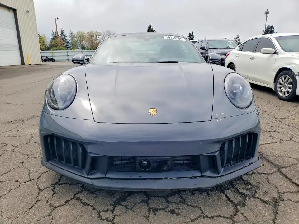 2025 PORSCHE 911 CARRERA GTS  
