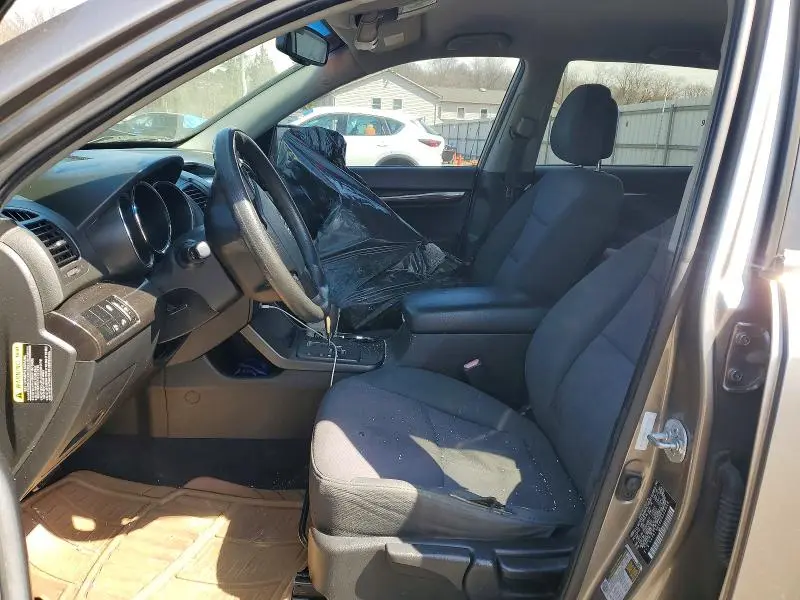 2013 KIA SORENTO LX  