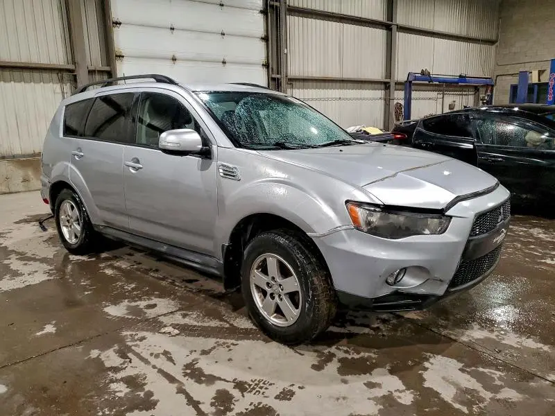 2010 MITSUBISHI OUTLANDER XLS  