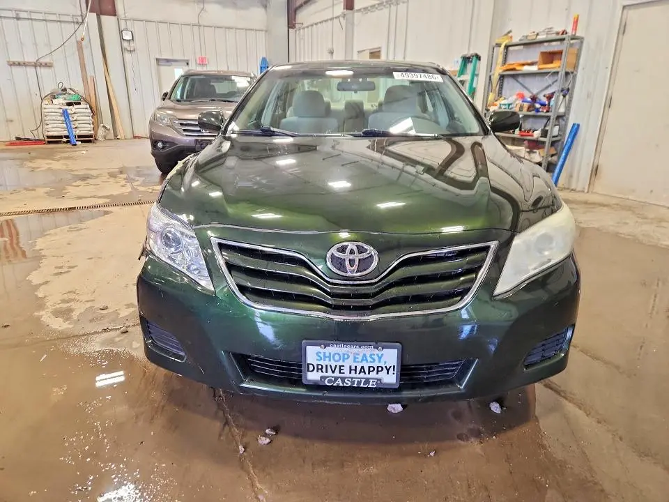 2011 TOYOTA CAMRY LE  
