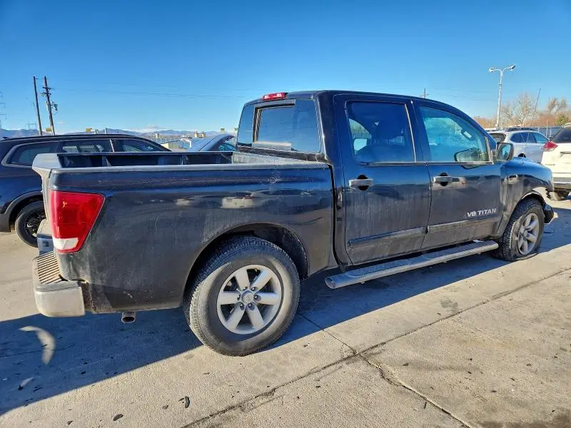 2013 NISSAN TITAN S  