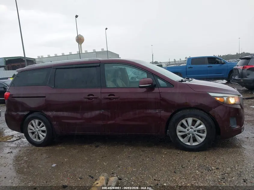 2017 KIA SEDONA LX