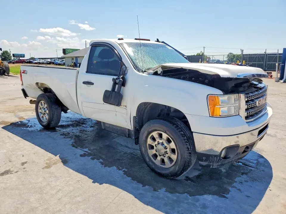 2013 GMC SIERRA K2500 SLE  
