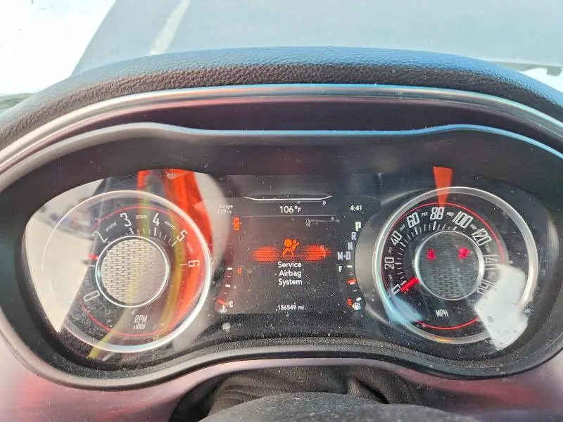 2015 DODGE CHALLENGER SXT  