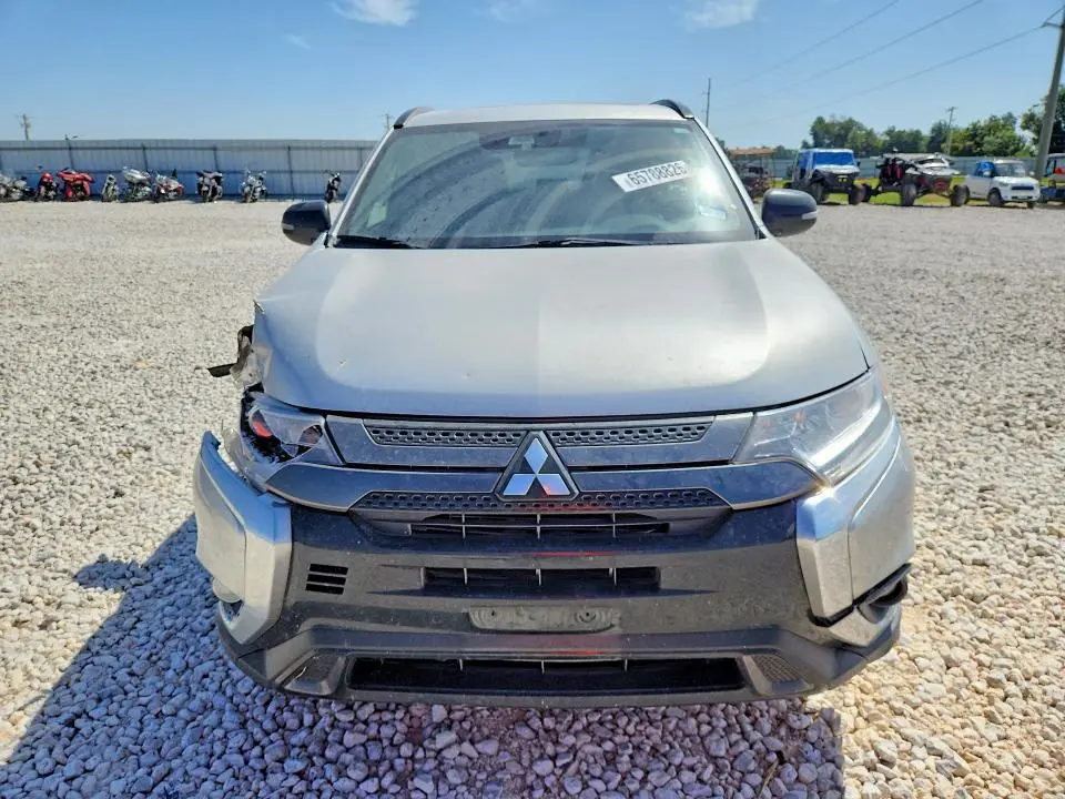 2020 MITSUBISHI OUTLANDER SE  