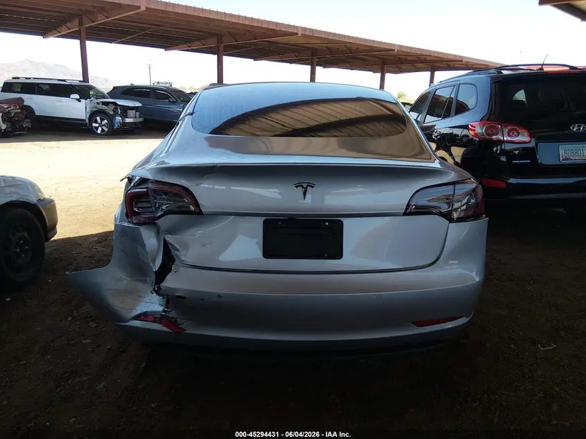2018 TESLA MODEL 3  