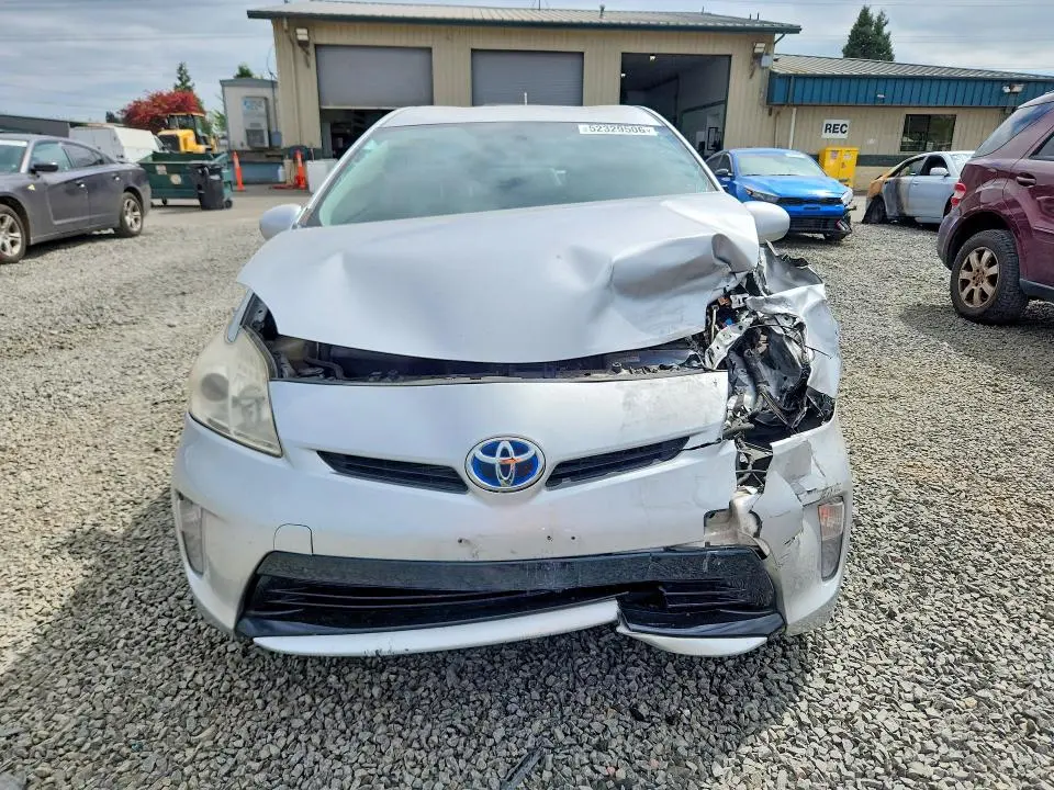 2014 TOYOTA PRIUS TWO  