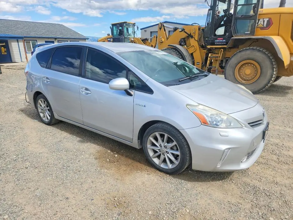 2012 TOYOTA PRIUS V FIVE  