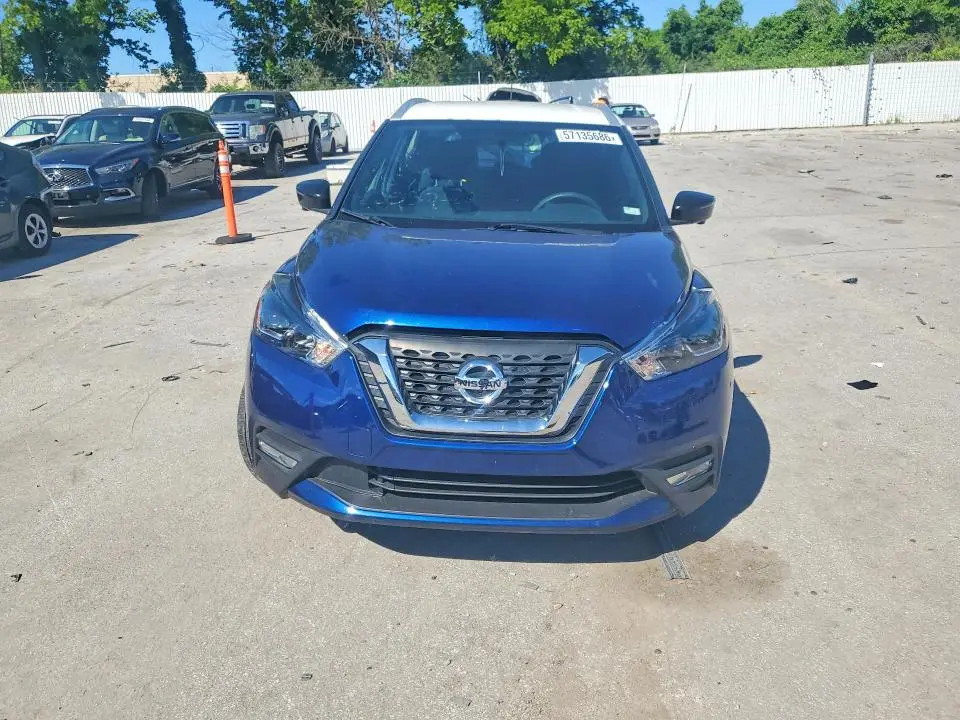 2018 NISSAN KICKS SR  