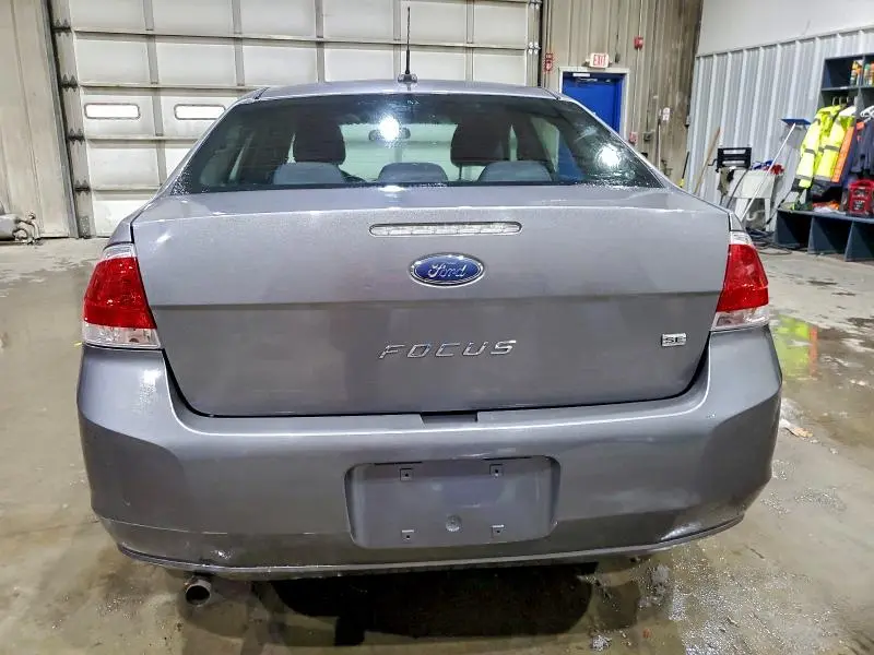 2011 FORD FOCUS SE  